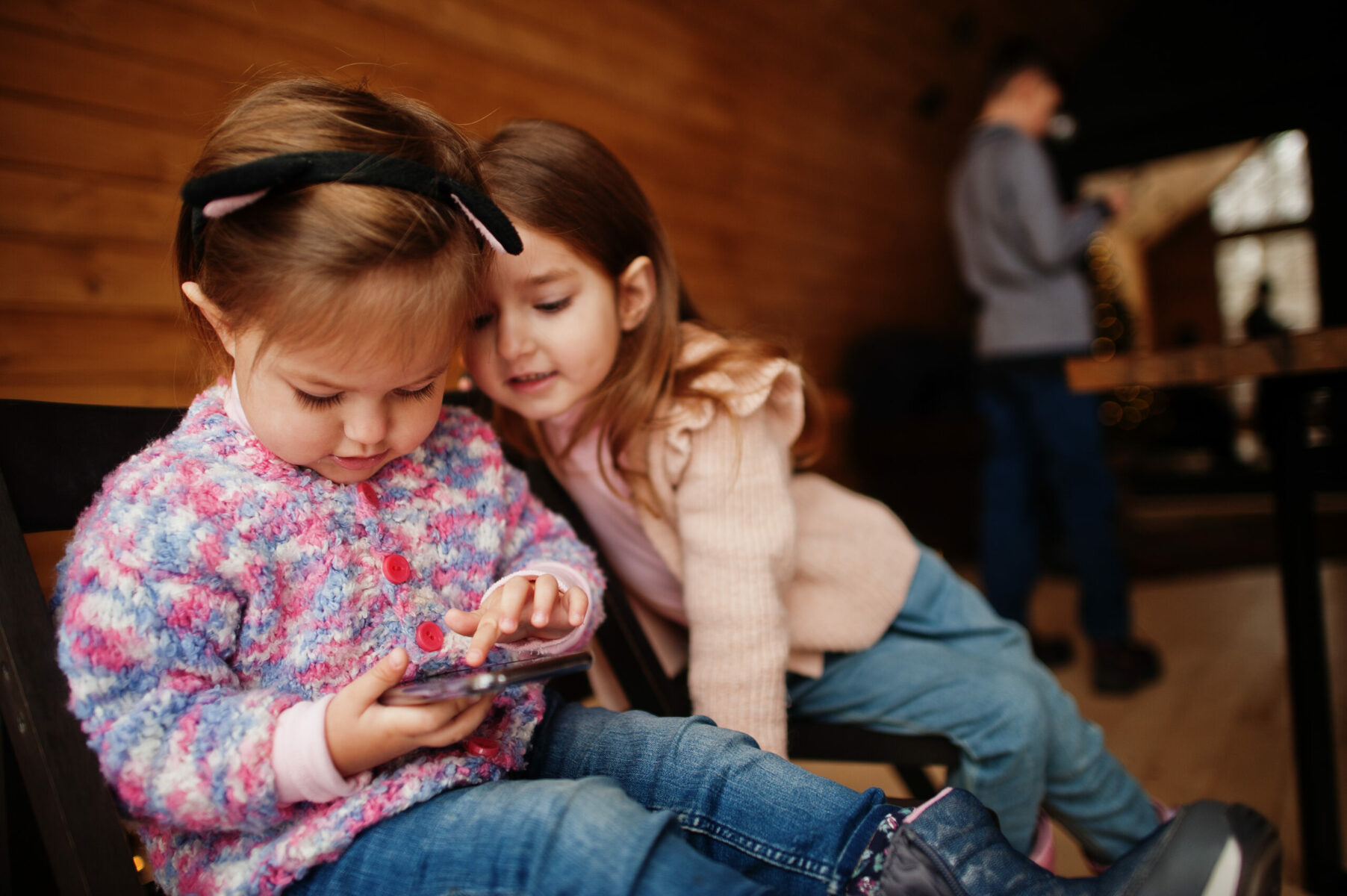 Tiempos de uso del móvil en los niños